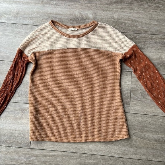 Lemon Tree Patchwork Earth Tone Long  Sleeve Top - Picture 4 of 14
